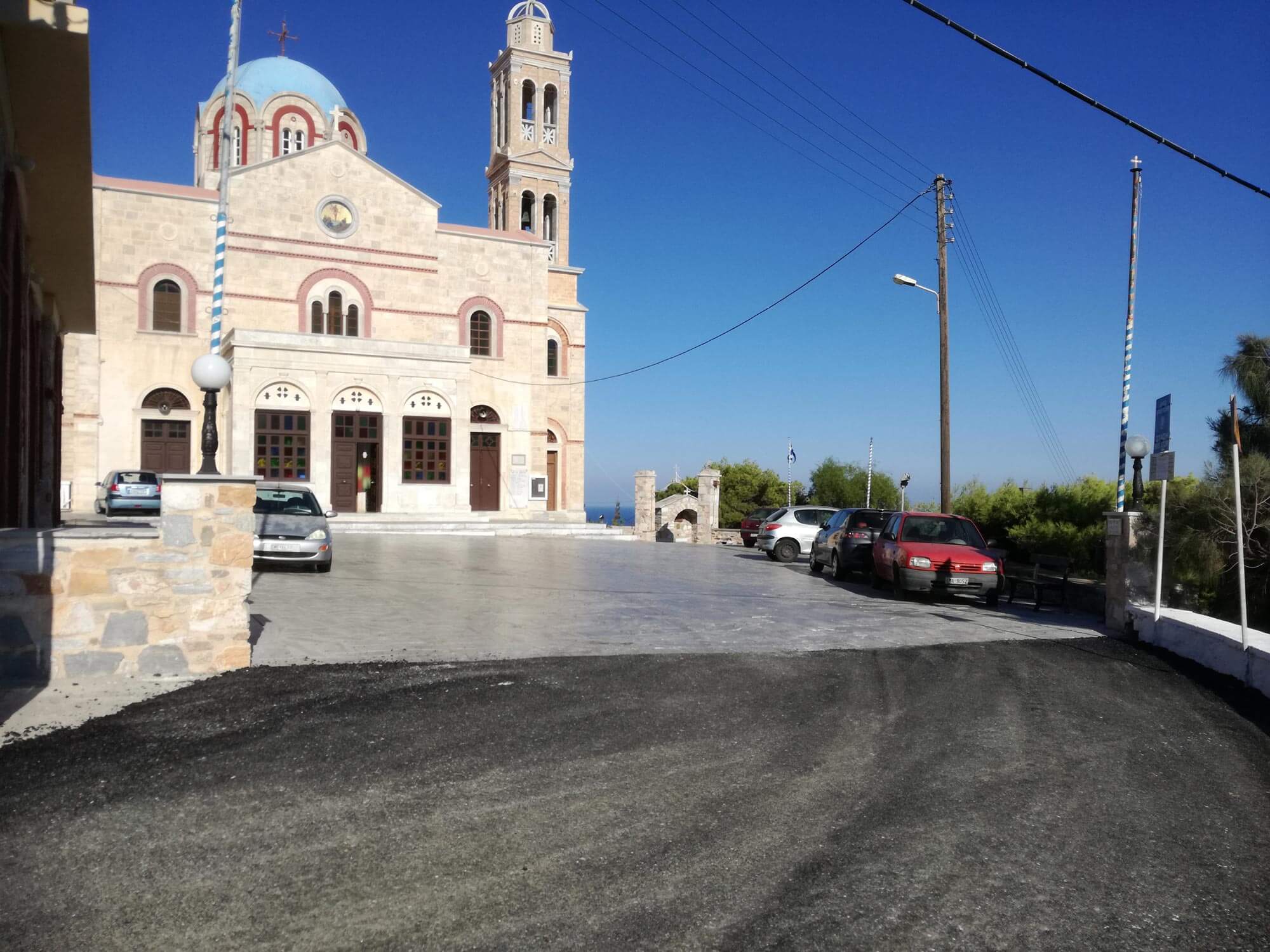 Ασφαλτοστρώση στη Σύρο